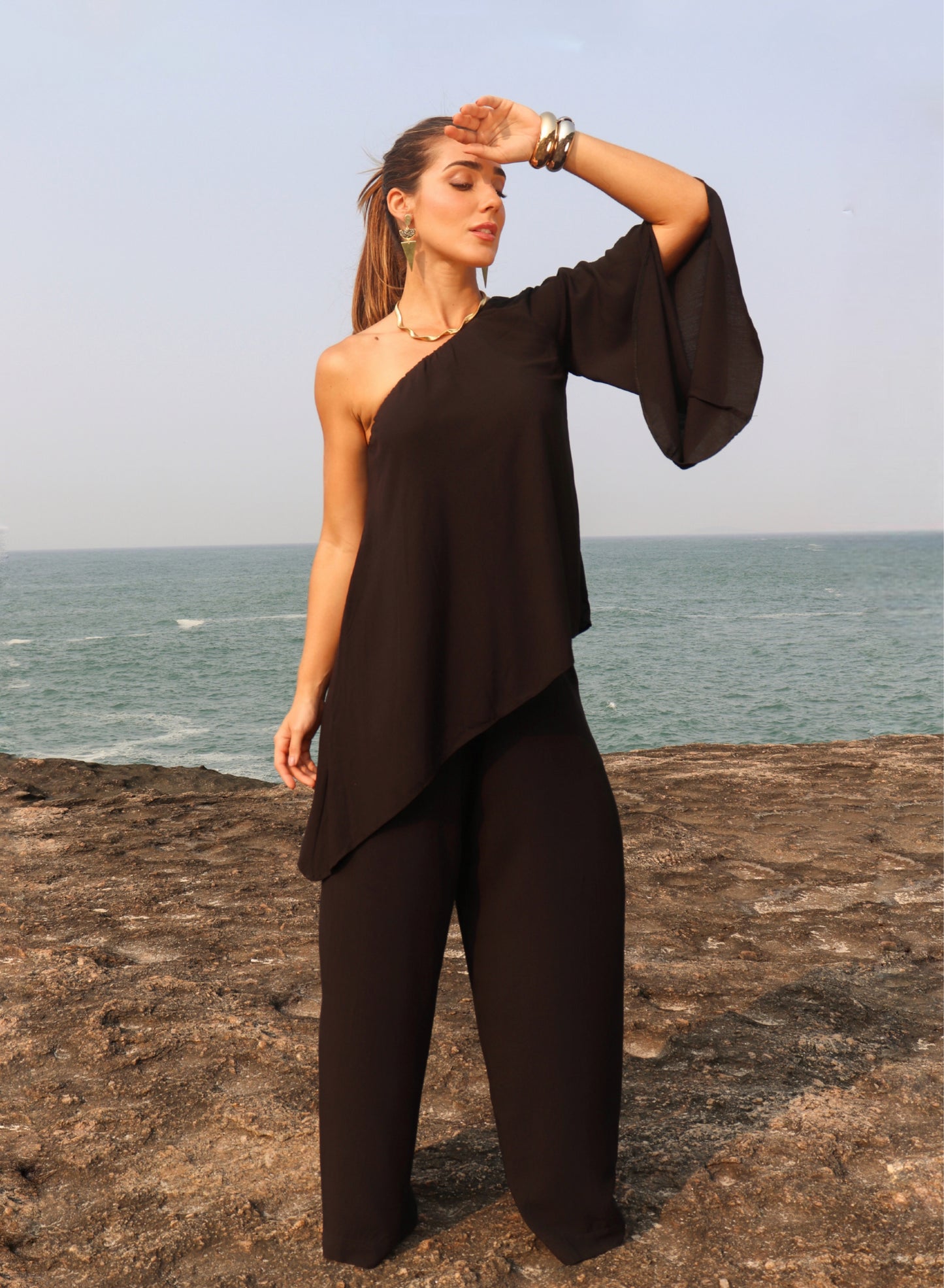 Blusa Bata Aimê Preta
