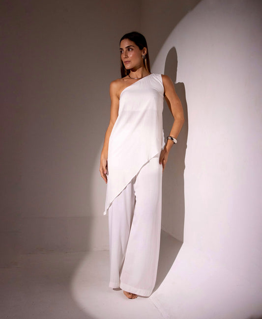 Blusa Assimétrica Lia Off-White
