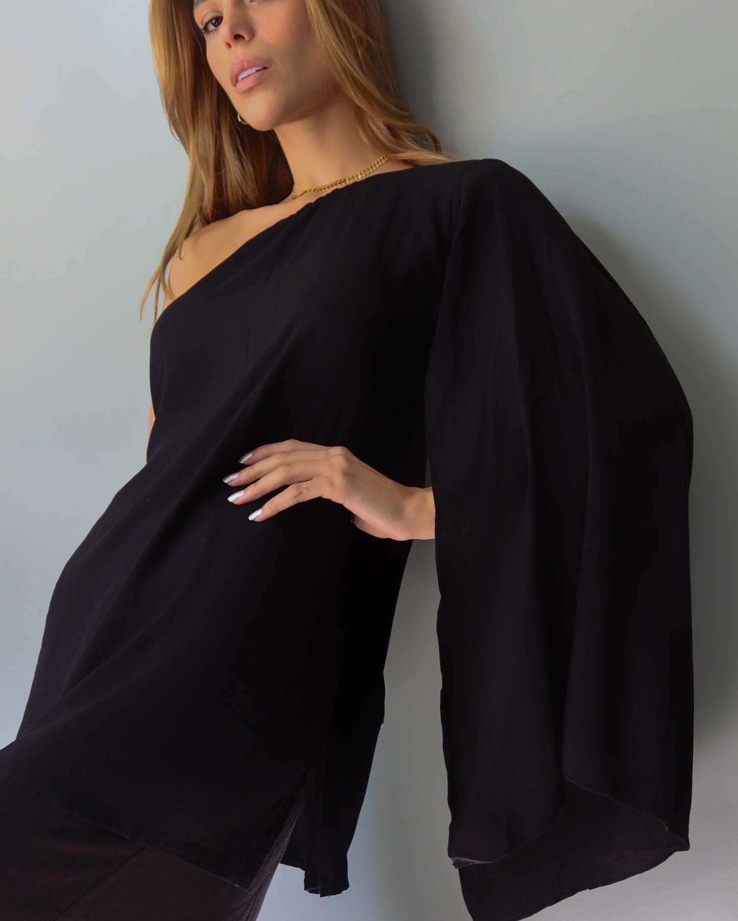 Blusa Um Ombro Só Betina Preta